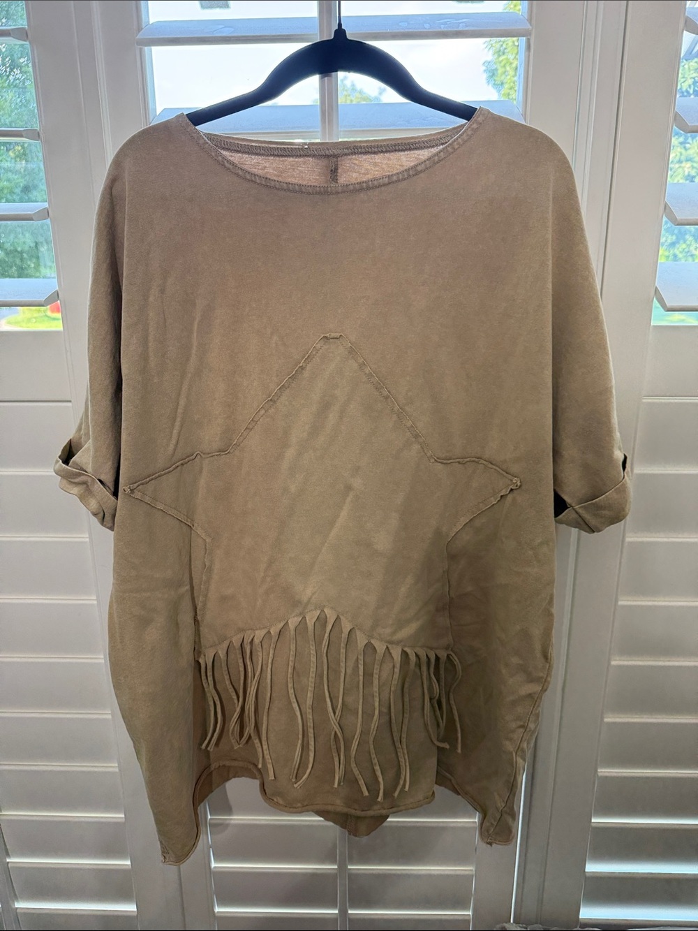 Fringed Star Detail Women's Top - Taupe
